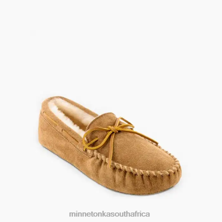 Minnetonka Footwear RNL6F404 Men Sheepskin Softsole Moc Golden Tan
