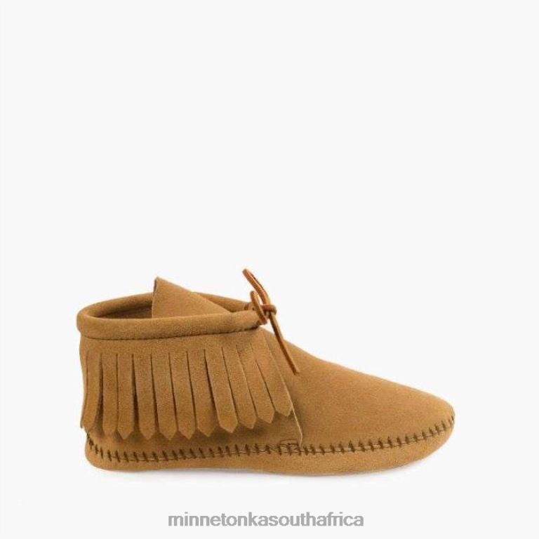 Minnetonka Footwear RNL6F20 Women Classic Fringe Softsole Boot Tan