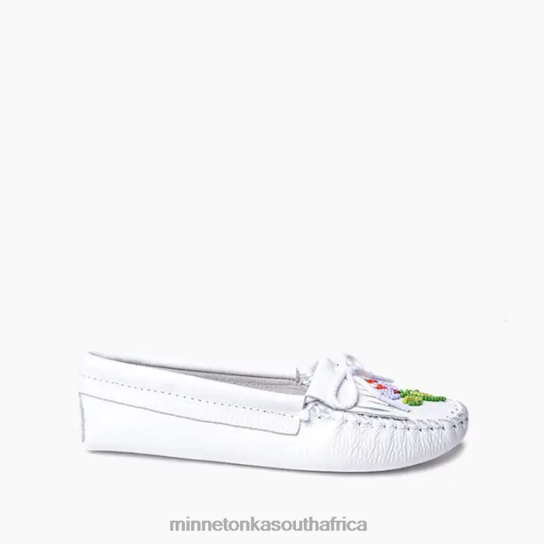 Minnetonka Footwear RNL6F141 Women Ziigwan Waabigwan Softsole Moc White