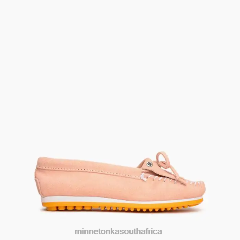 Minnetonka Footwear RNL6F150 Women Limited Edition Kilty Plus Peach